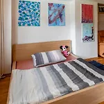 Art In Waldfrieden Apartmán