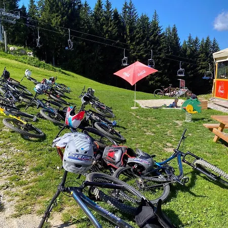 Art In Waldfrieden * Semmering