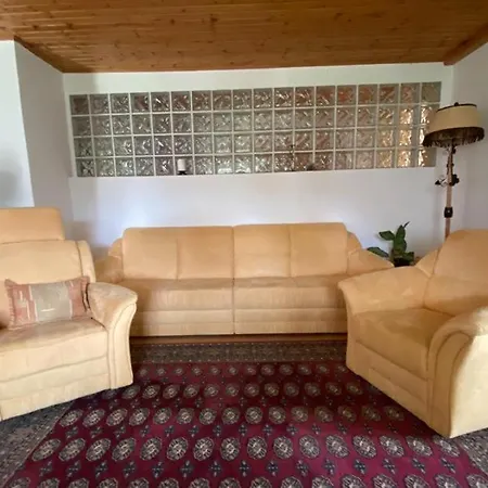 Art In Waldfrieden *