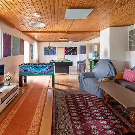 Art In Waldfrieden *