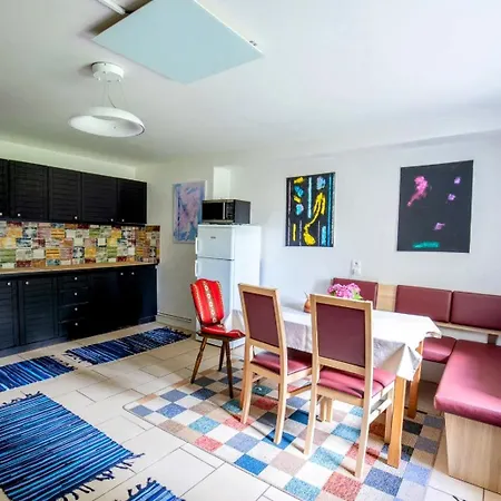 Art In Waldfrieden * Semmering