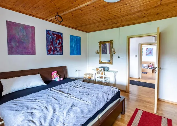 Art In Waldfrieden *