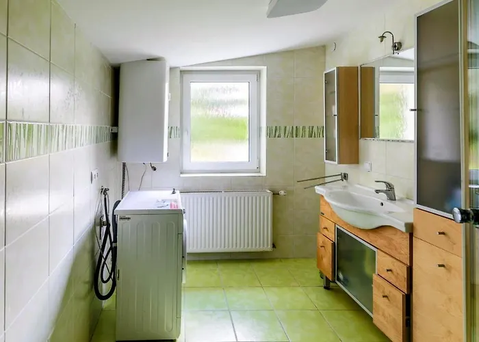 Art In Waldfrieden דירה