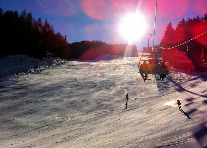 Art In Waldfrieden דירה