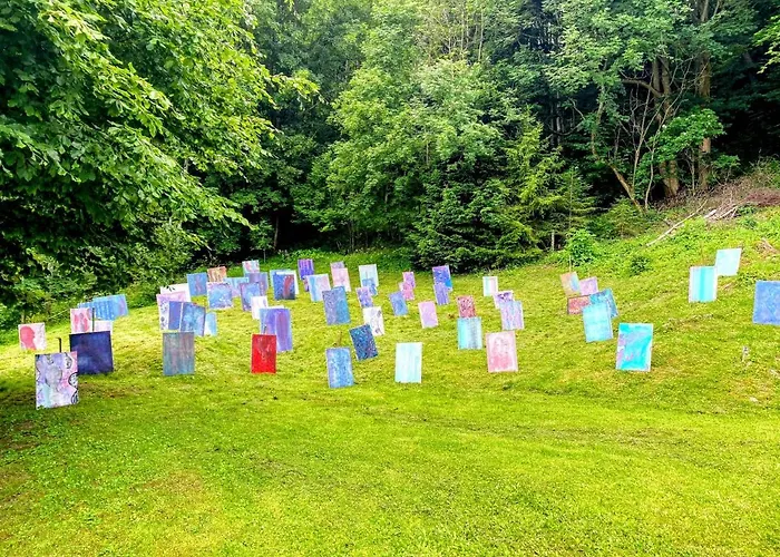 Art In Waldfrieden סמרינג