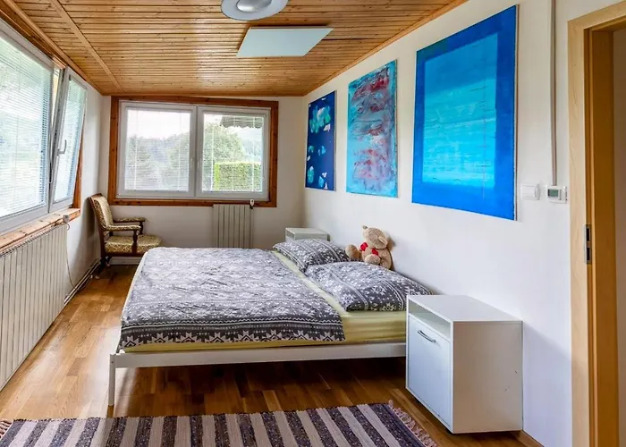 Art In Waldfrieden סמרינג