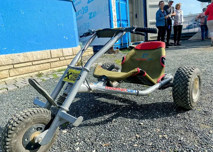 Art In Waldfrieden דירה